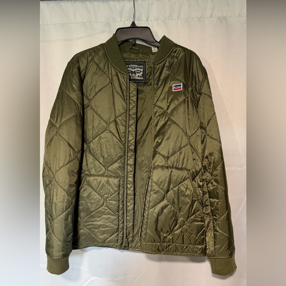 Levi puffer jacket